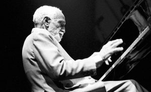 Lee más sobre el artículo Cien años de Rubén González, el pianista del Buena Vista Social Club