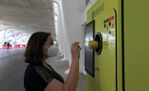 Lee más sobre el artículo Valencia suma ocho nuevas máquinas que recompensan por reciclar