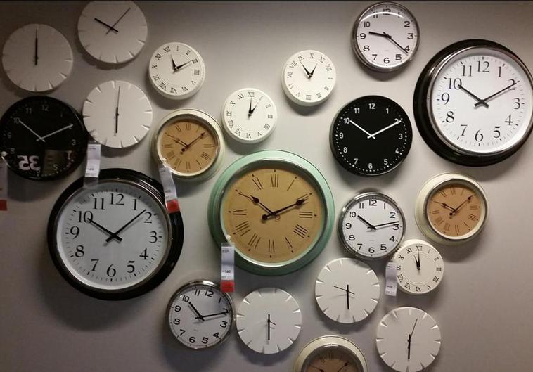 Lee más sobre el artículo Cuándo es el cambio de hora en España en 2023: fecha y momento exacto para cambiar el reloj