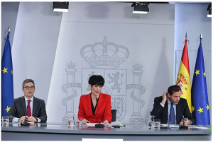 Lee más sobre el artículo Así queda el proceso de regularización extraordinaria de inmigrantes del Gobierno de Pedro Sánchez