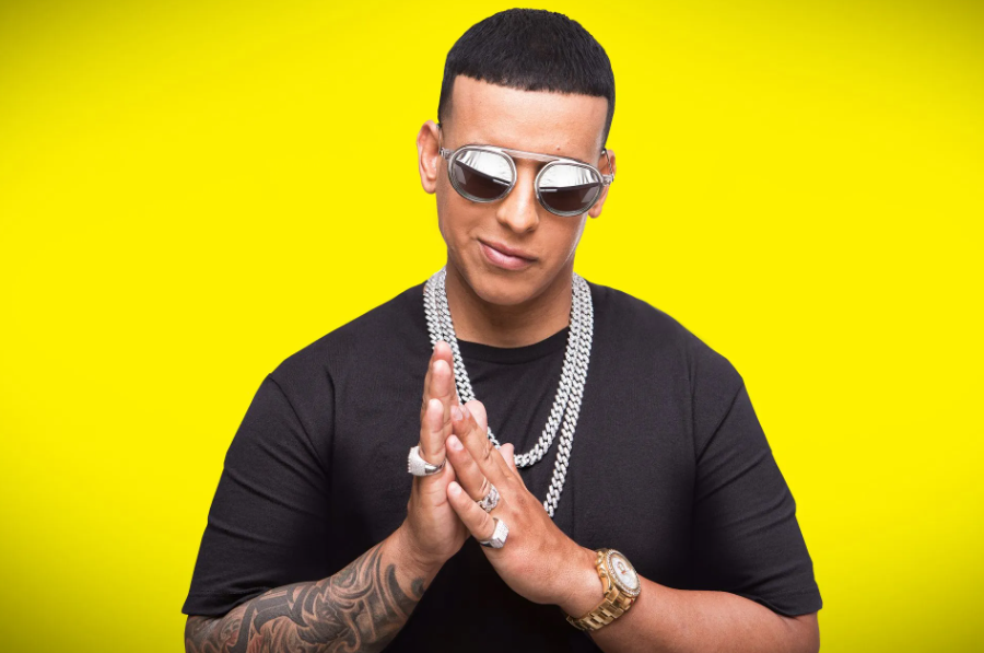 Lee más sobre el artículo La Postal, el nuevo álbum de Daddy Yankee: amor romántico, familiar y propio en 15 canciones
